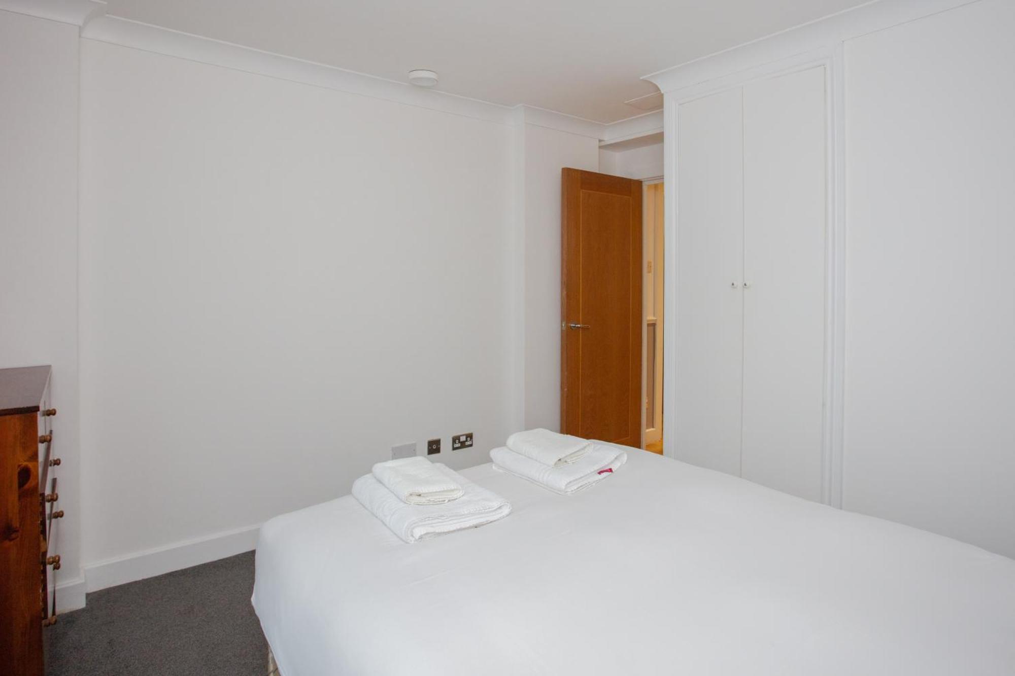 1 Bedroom Apartment On The Riverbank Near St Paul'S Λονδίνο Εξωτερικό φωτογραφία